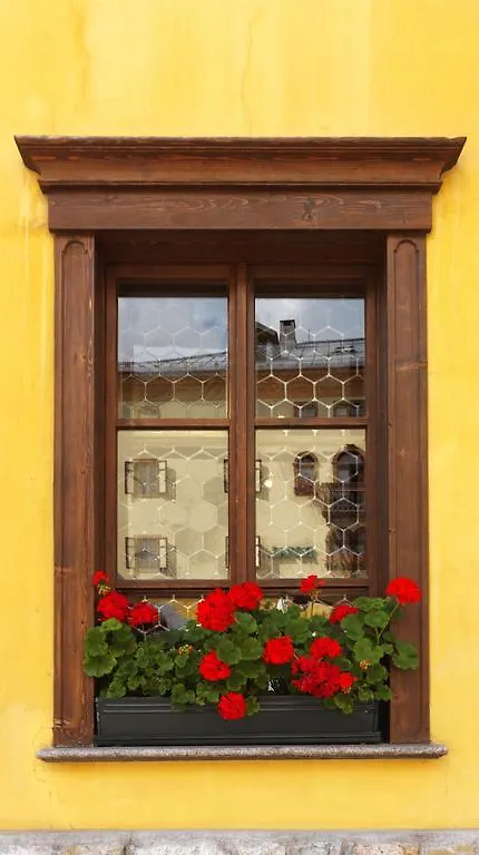 ****  Hotel De La Poste Cortina dʼAmpezzo Olaszország
