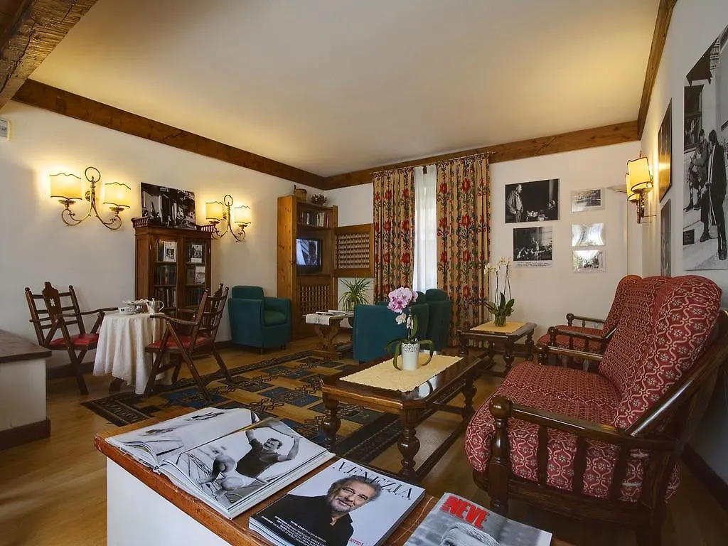 Hotel De La Poste Cortina dʼAmpezzo