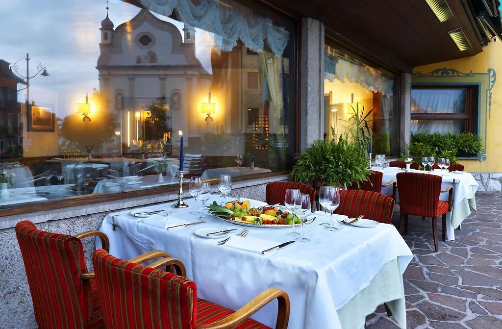 Hotel De La Poste Cortina dʼAmpezzo 4*,  Olaszország